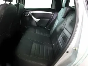 Nissan  10