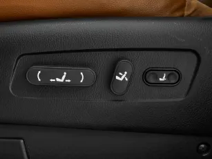 Kia  14
