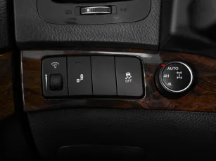 Kia  15