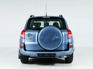 Toyota  5