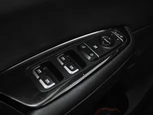 Kia  14