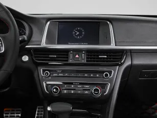 Kia  17