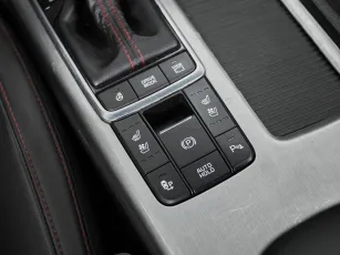 Kia  21