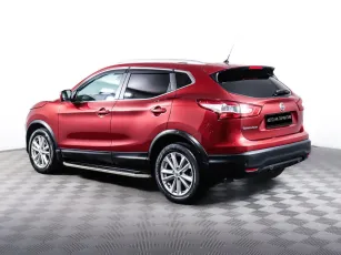 Nissan  5