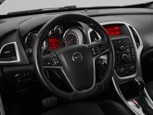 Opel  9