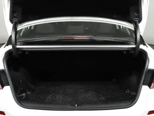Kia  17
