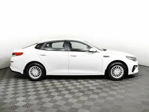 Kia  4