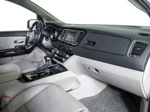 Kia  10