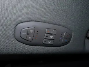 Kia  18