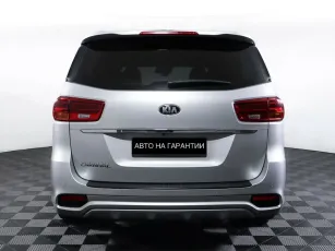 Kia  6