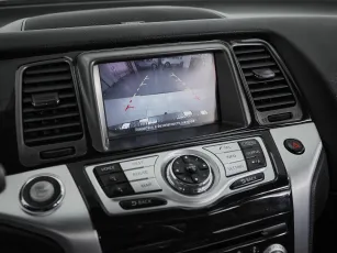 Nissan  15