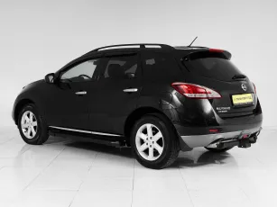 Nissan  4