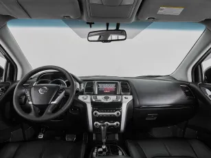 Nissan  8