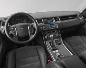 Land Rover  7
