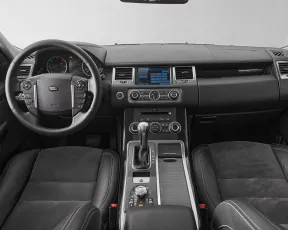 Land Rover  8
