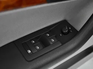 Audi  12