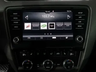 Skoda  8