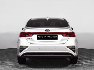 Kia  4
