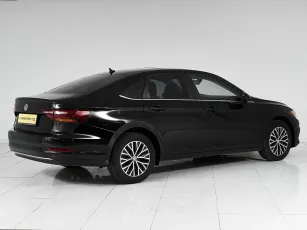 Volkswagen  6