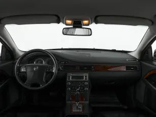 Volvo  7