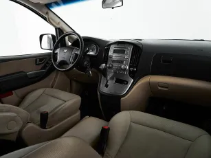 Hyundai  7