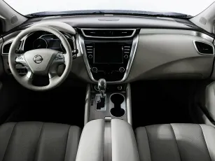 Nissan  5