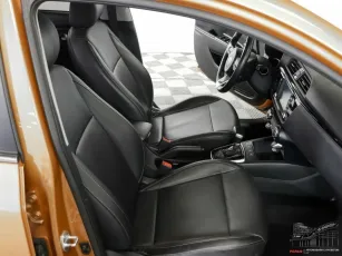 Kia  8