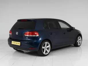 Volkswagen  6