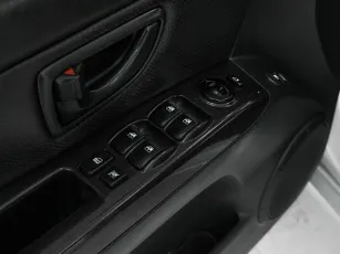 Kia  11