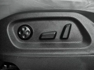 Audi  12
