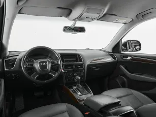 Audi  8