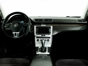 Volkswagen  10