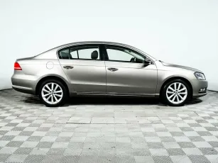 Volkswagen  4