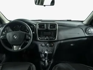 Renault  6