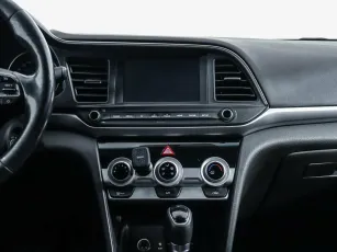 Hyundai  10