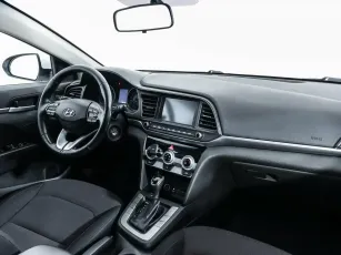 Hyundai  7