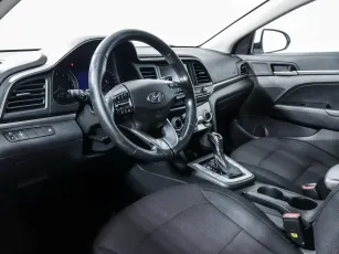 Hyundai  9