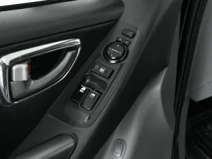 Hyundai  11