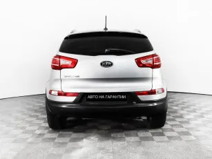 Kia  6