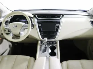 Nissan  6