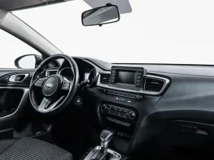 Kia  5