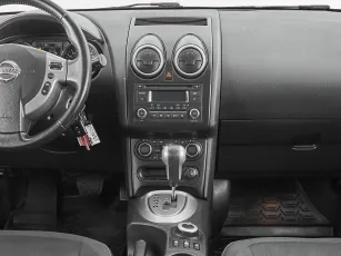 Nissan  12