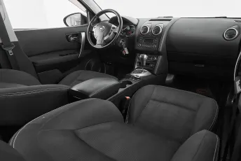 Nissan  7