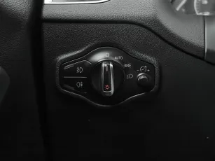 Audi  12