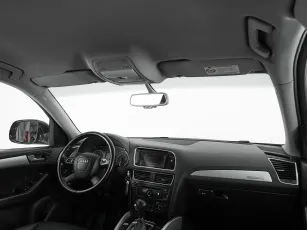 Audi  9
