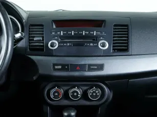 Mitsubishi  9