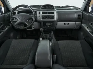 Mitsubishi  8