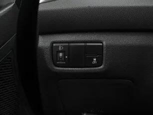 Hyundai  13
