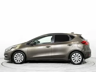 Kia  3