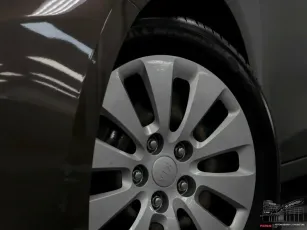 Kia  7